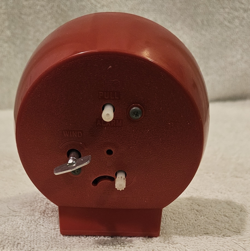 VINTAGE ALARM CLOCK - Picture 2 of 2